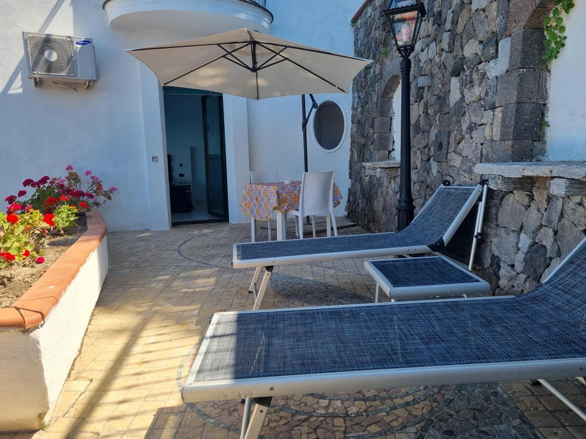 L'Incanto Suites Ischia Казамиччола-Терме Экстерьер фото