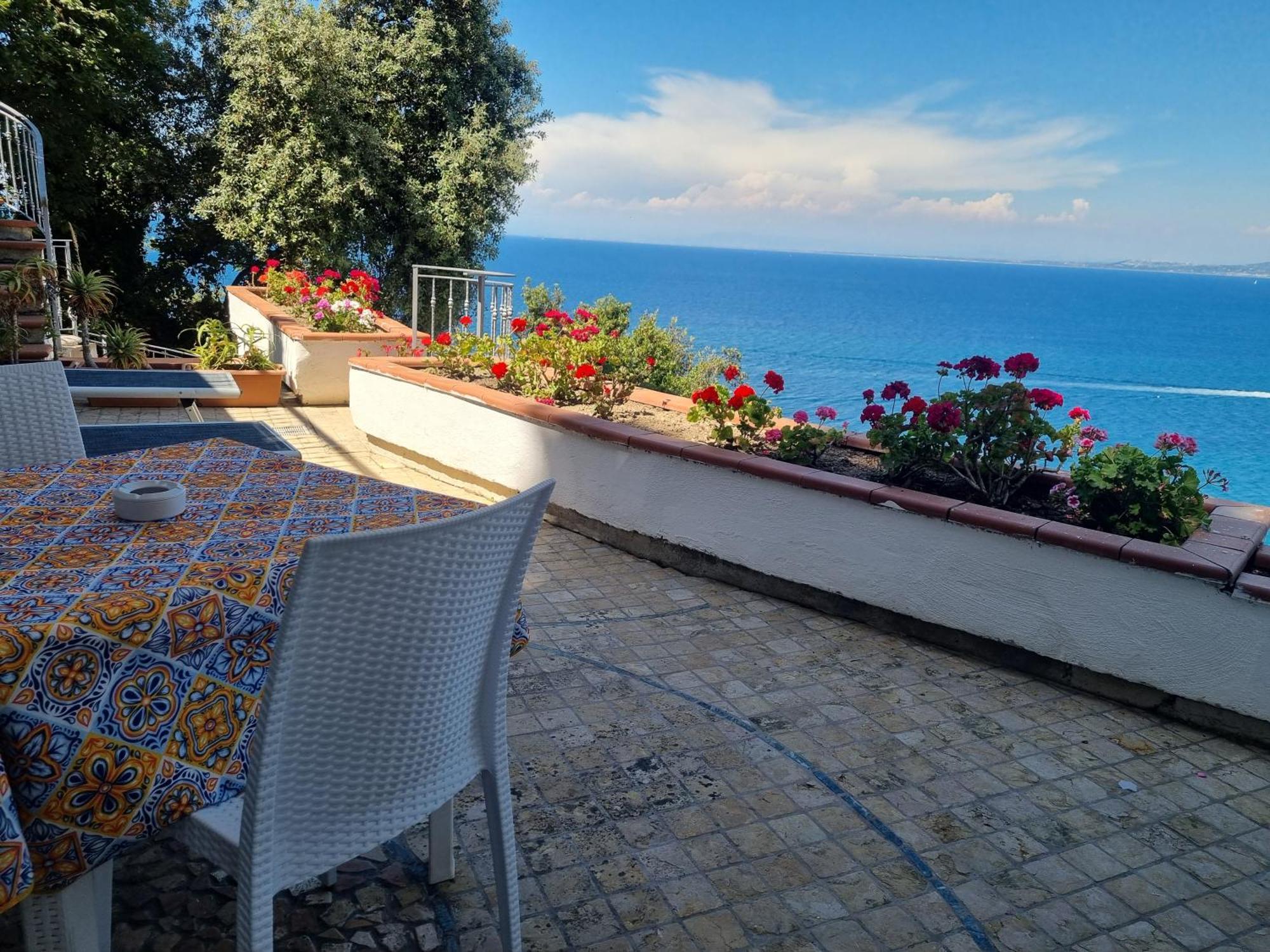 L'Incanto Suites Ischia Казамиччола-Терме Экстерьер фото
