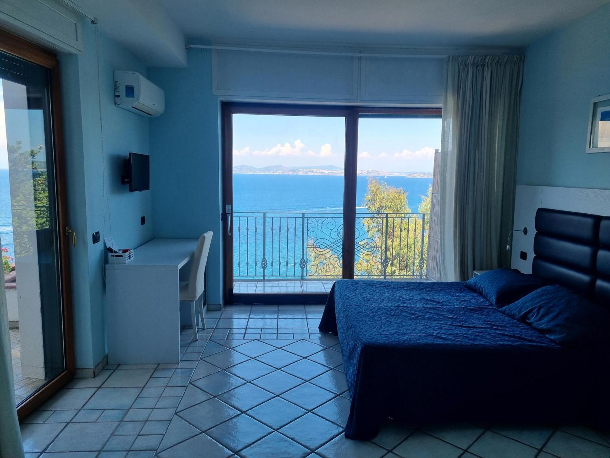 L'Incanto Suites Ischia Казамиччола-Терме Экстерьер фото