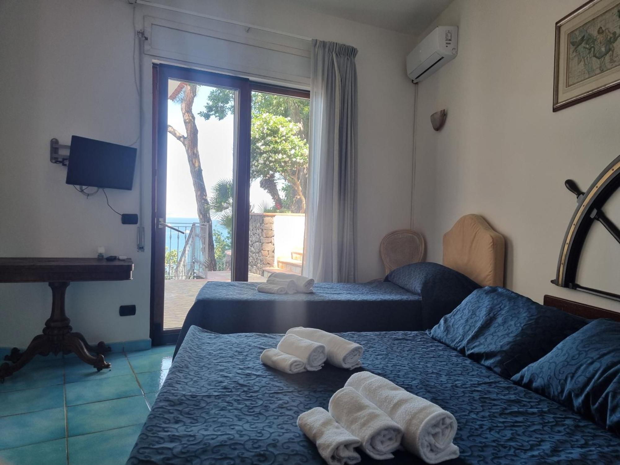 L'Incanto Suites Ischia Казамиччола-Терме Экстерьер фото
