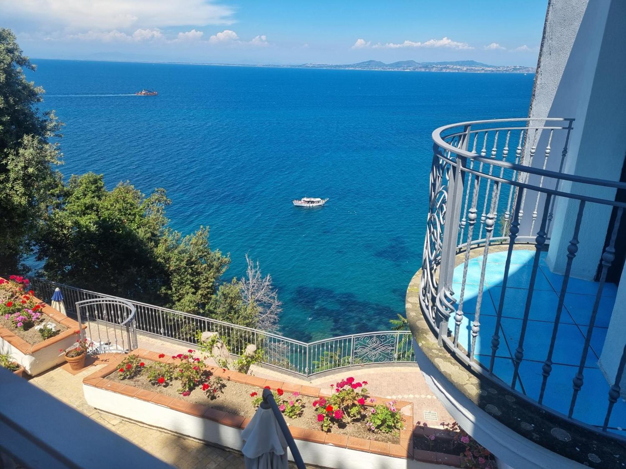 L'Incanto Suites Ischia Казамиччола-Терме Экстерьер фото
