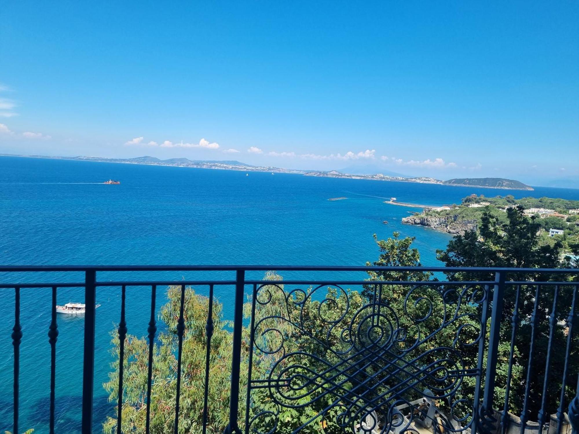 L'Incanto Suites Ischia Казамиччола-Терме Экстерьер фото