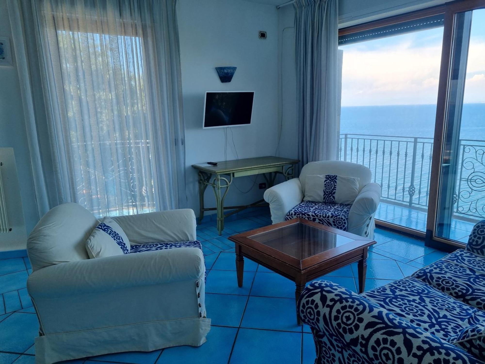 L'Incanto Suites Ischia Казамиччола-Терме Экстерьер фото