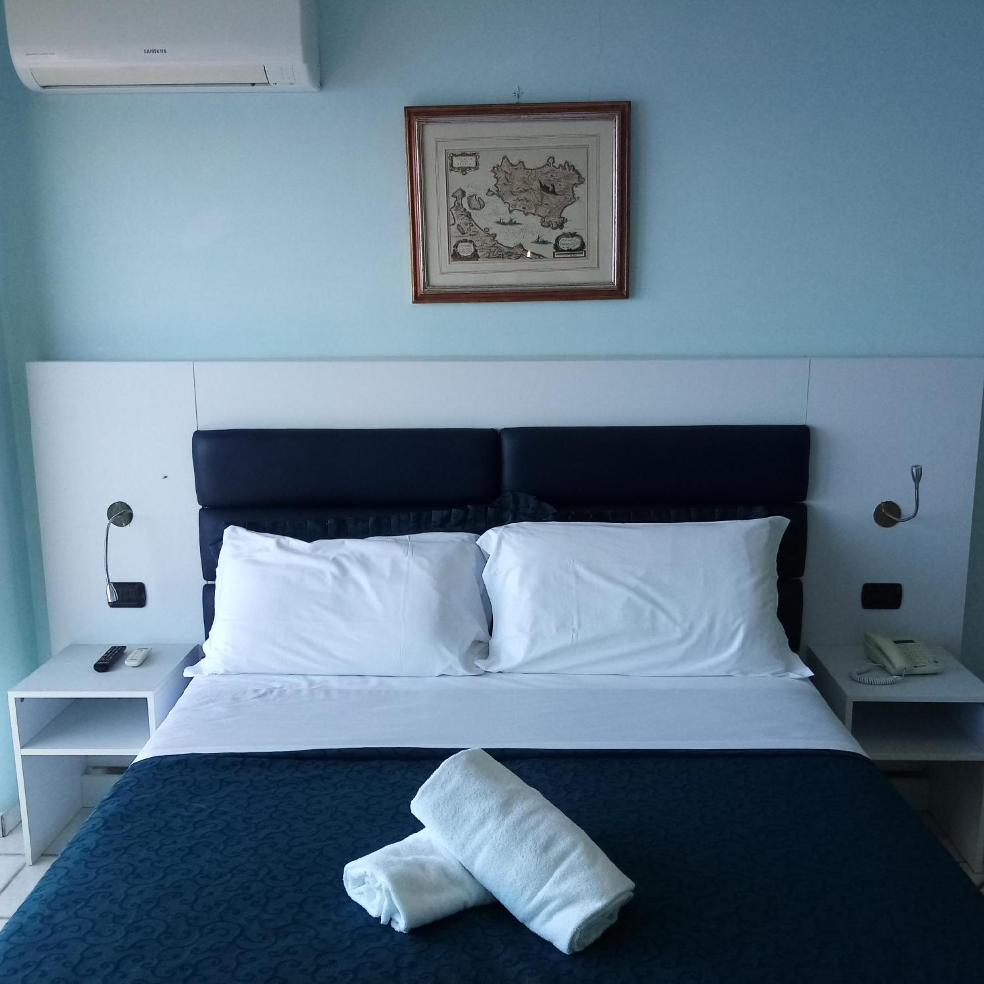 L'Incanto Suites Ischia Казамиччола-Терме Номер фото