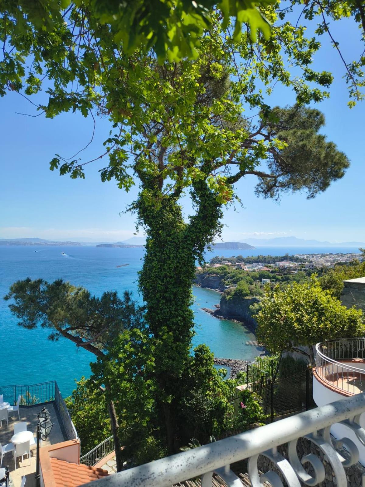 L'Incanto Suites Ischia Казамиччола-Терме Экстерьер фото